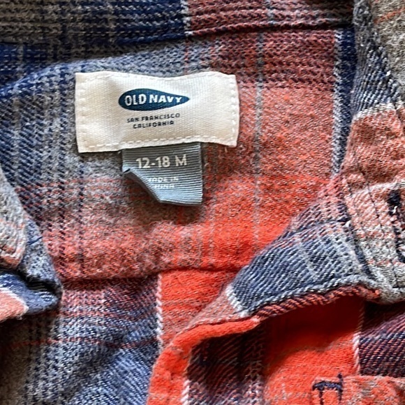 Old Navy Plaid Button Down. 12-18 months - Picture 2 of 6